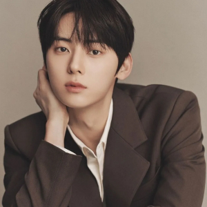 황민현