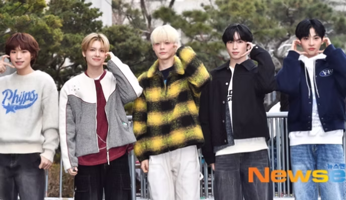 파우, TXT 제치고 ASEA 후보 중 무대 에너지 넘치는 5인조 그룹 1위